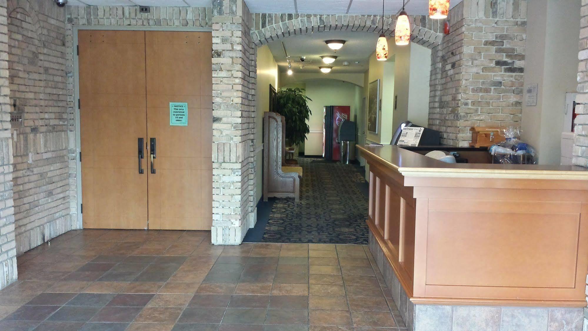 Park West Inn Winnipeg Exterior foto